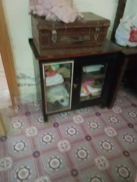 different old furniture items 2