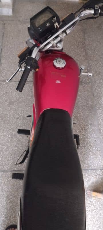 Honda CD 70 2020 7