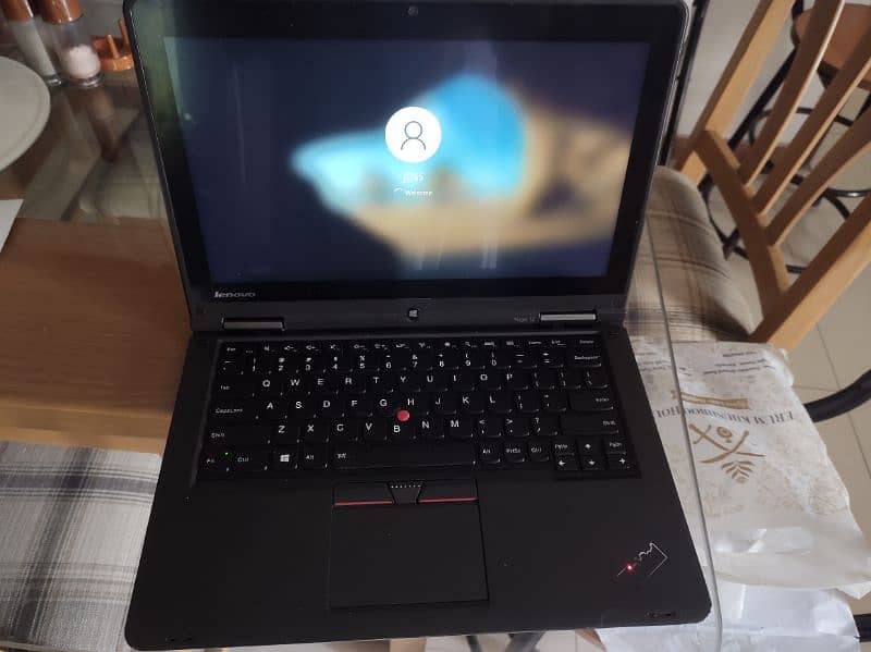 Lenovo Thinkpad yoga 12 4