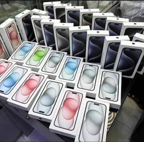 All series apple I phone available on instalment Whatsap 3552968949 2