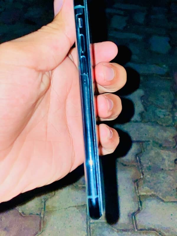 iphone 11 pro NON Pta 2