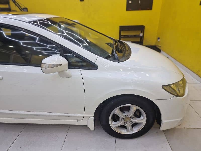 Honda Civic Prosmetic 2011 4