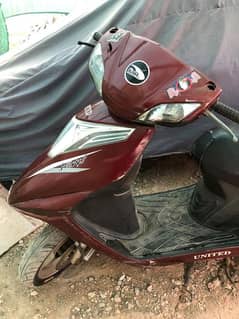 United Scooty 100cc