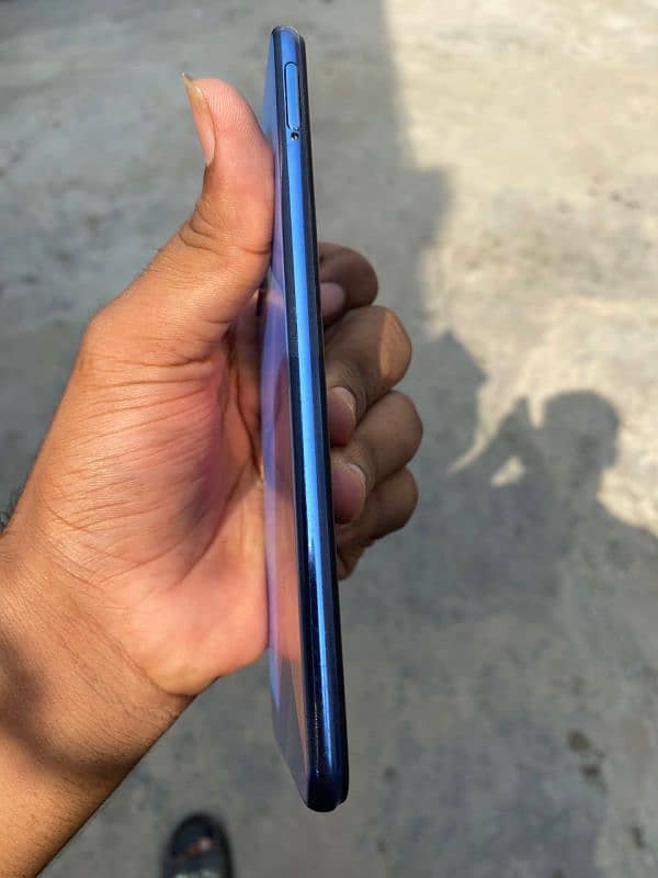 vivo v21e full box 3