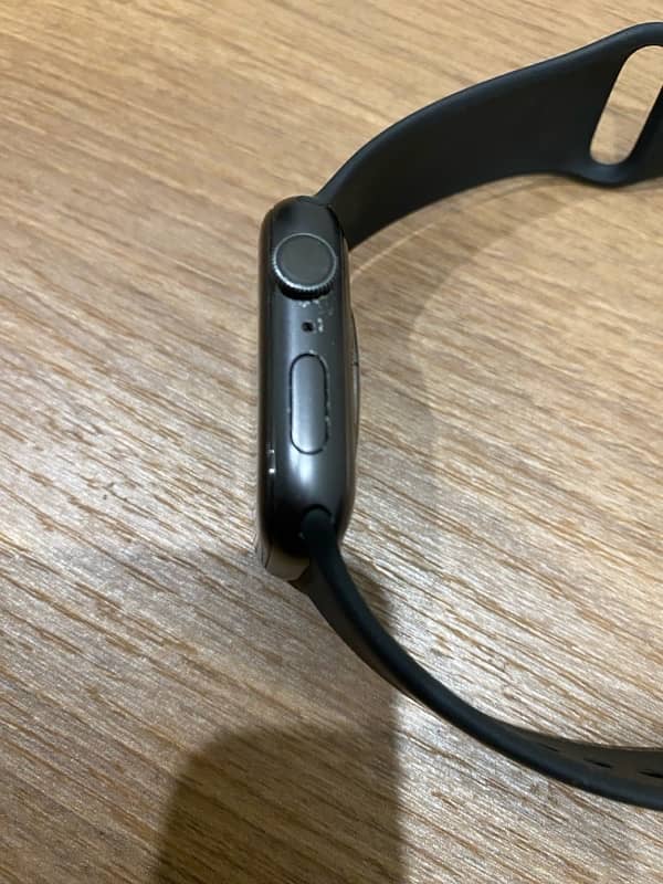 Apple Watch series 6 44mm 3