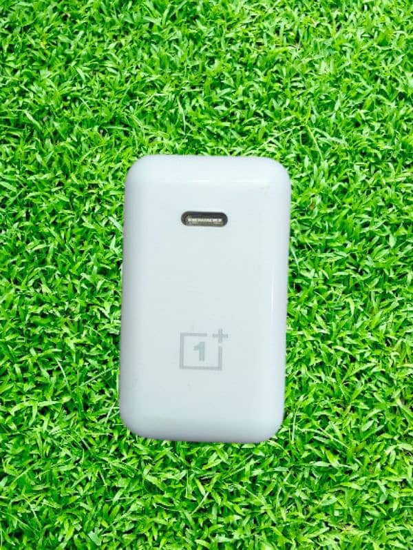 OnePlus 65 watt charger new hai 4