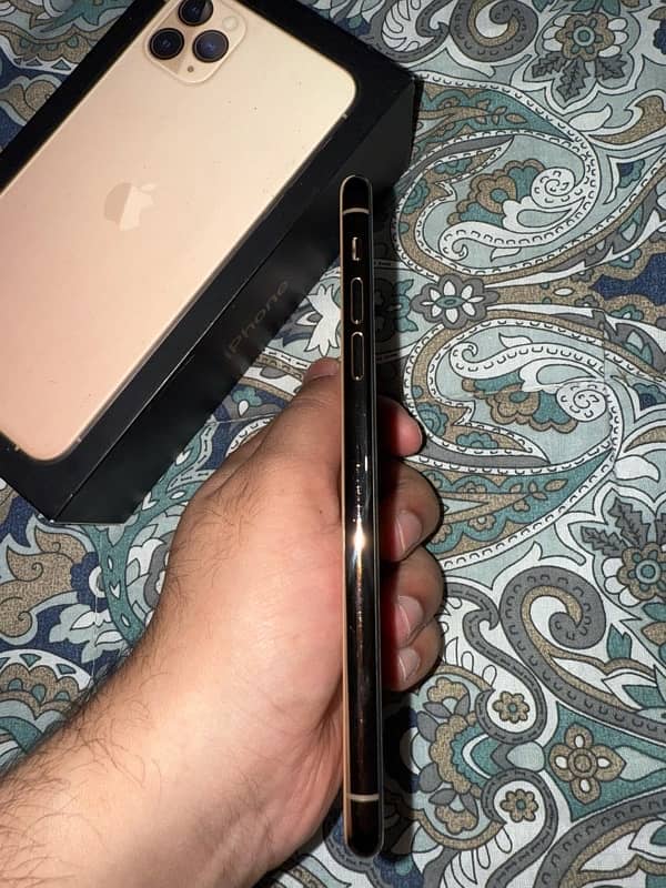 IPhone 11 Pro Max for sale 1