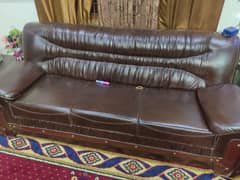 6 Seater Sofa Set sirf 1 seat khraab ha Baki All ok