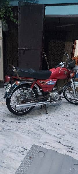 HONDA CD 70 1