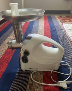 Meat grinder almost new 0