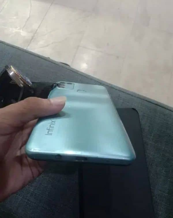 Infinix hot 11 play 2