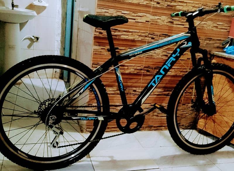 bicycle impoted full size 26 inch new 5 month used call no 03149505437 2