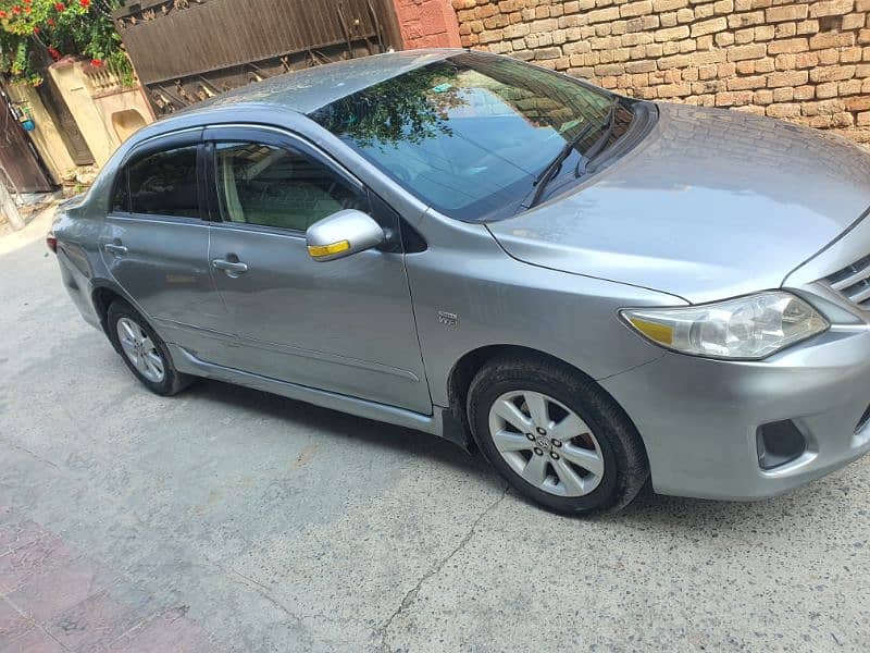 Toyota Corolla Altis 1.6 2013 2