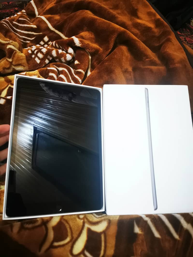 ipad 9th generation

64 gb RAM 7