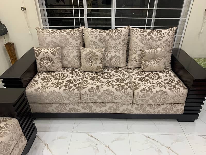 3 Piece Sofa Set for Sale almost like new 1