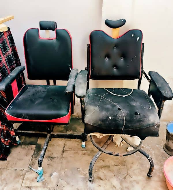 saloon chairs 2