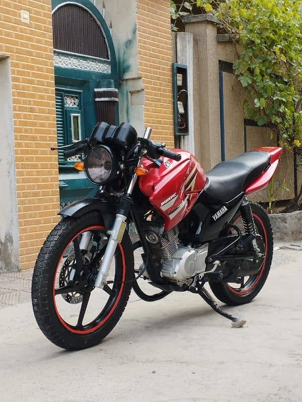 YAMAHA YBR 125G MODIFIED 0