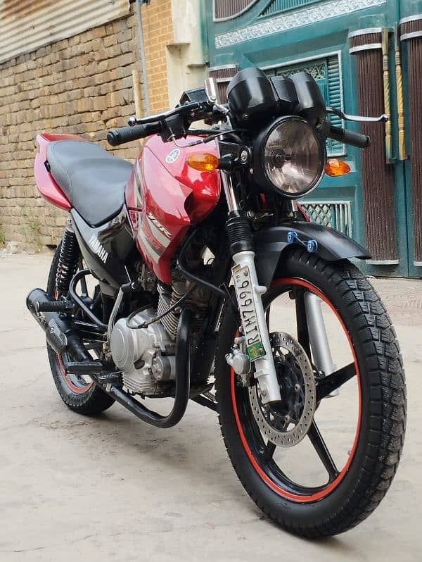 YAMAHA YBR 125G MODIFIED 2