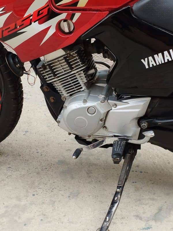 YAMAHA YBR 125G MODIFIED 12