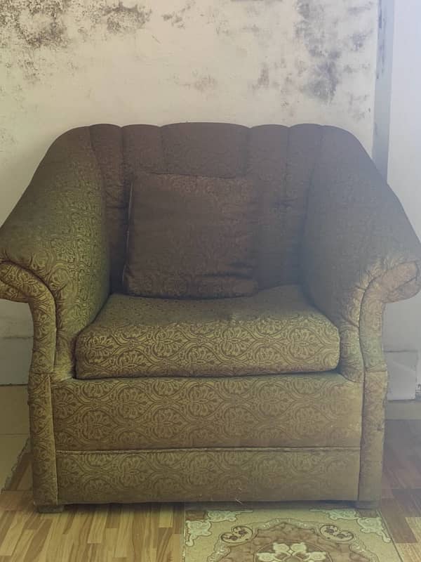 2 SEATER SOFA 1