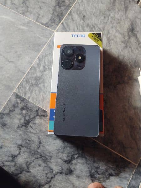 Tecno spark 10pro 8gb 128gb good condition 4 month warranty 1