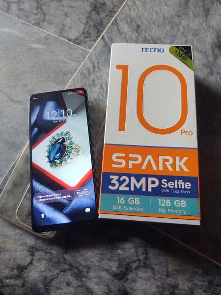 Tecno spark 10pro 8gb 128gb good condition 4 month warranty 4