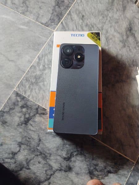 Tecno spark 10pro 8gb 128gb good condition 4 month warranty 11