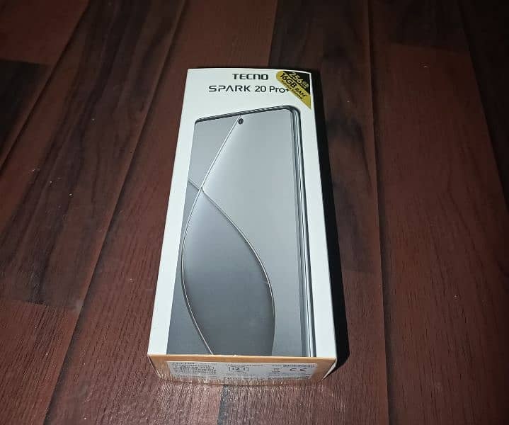 Techno spark 20 pro Plus 4