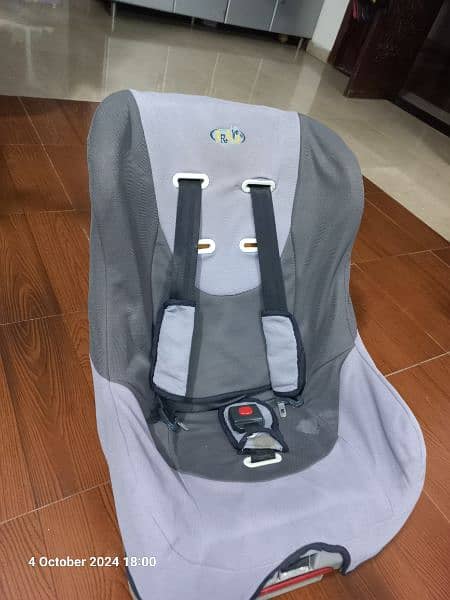 Baby Car Seat With Belts 2