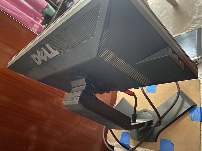 19 inch Dell LED 1