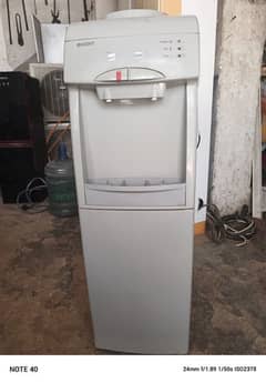 water dispenser good condition total 0