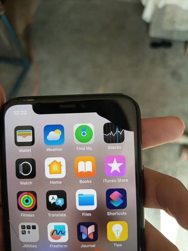 IPhone 11 Pro sim glaith life time working 5