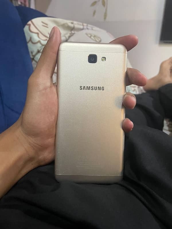 samsung galaxy j7 prime 10/7 2/32 6