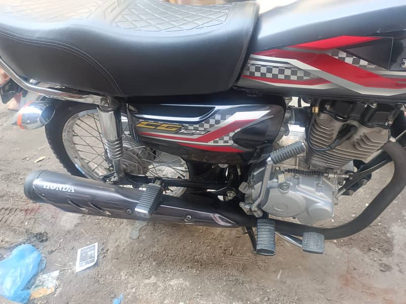 Honda CG 125 2024 3