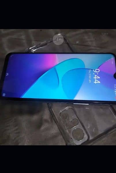 Vivo Y51S 8+4gp 128gp Full box Exchange possible 3