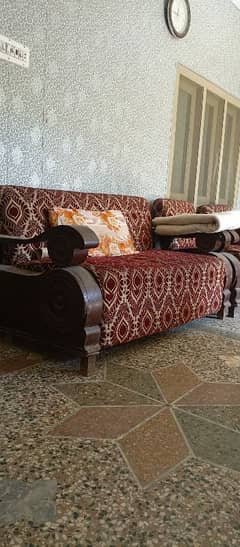 sofa set in used