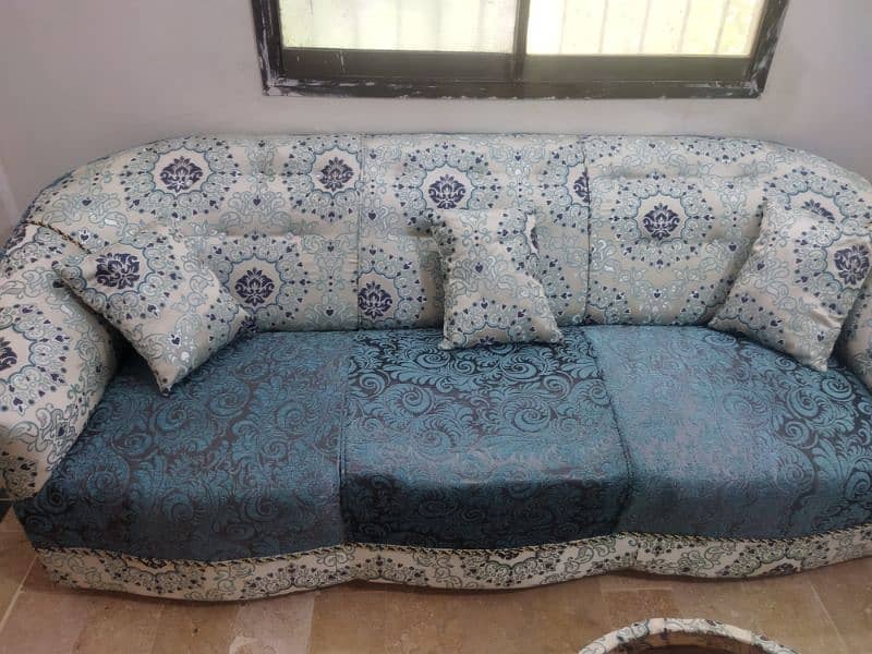 5 seater with cushions 2