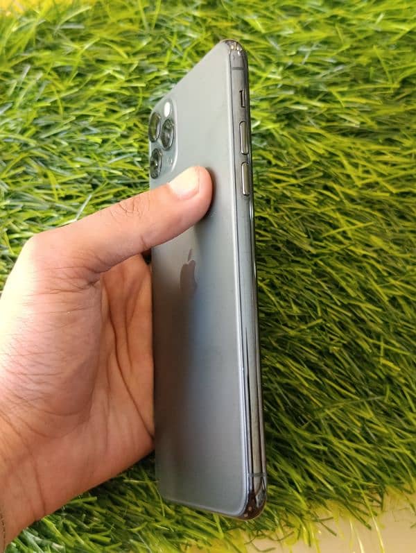 iPhone 11 pro max non pta 3