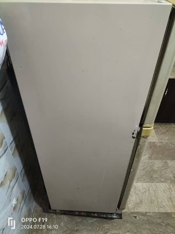 Dawlance fridge 9170 7