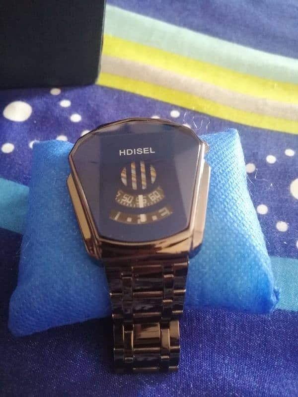 HDISEL WATCH NEW CONDITION 1