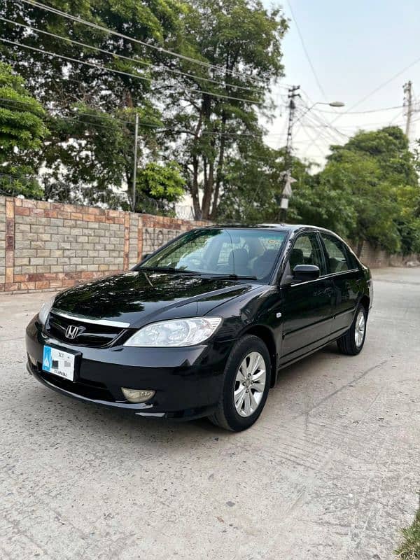 Honda Civic EXi 2004 1