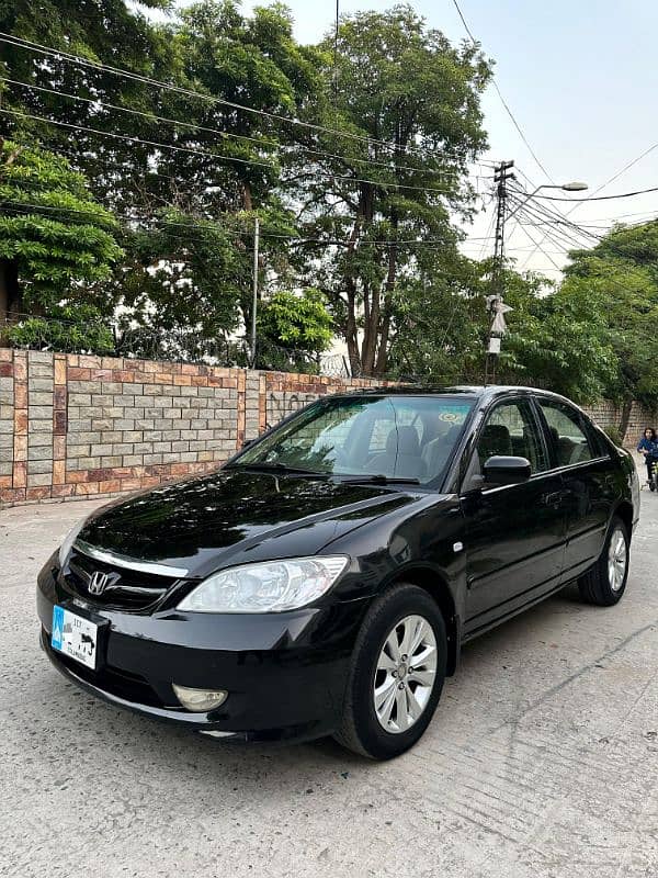 Honda Civic EXi 2004 4