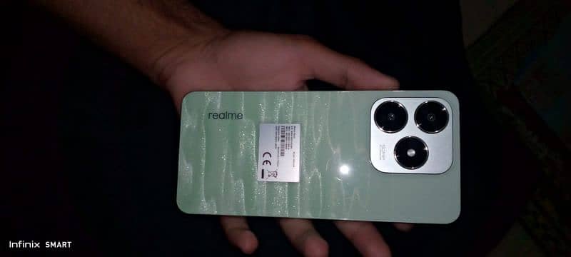 Realme C63 0