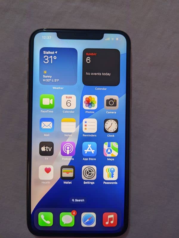 iPhone 11 Pro Max Gold Factory Unlock 0