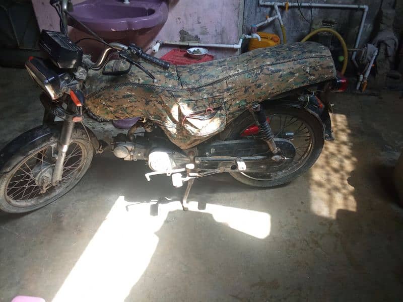 STAR BIKE H 2007 KA MODEL H Karachi no h 2