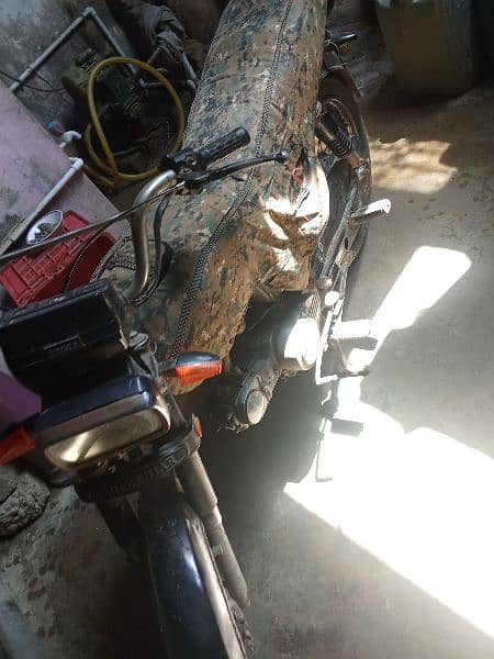 STAR BIKE H 2007 KA MODEL H Karachi no h 5