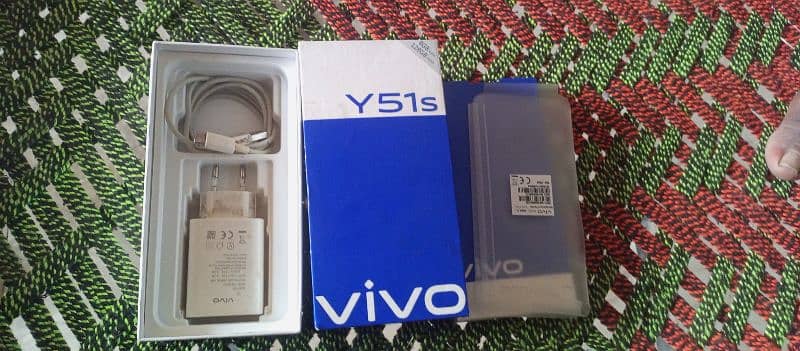 vivo y51s 8+3/128 full box 7