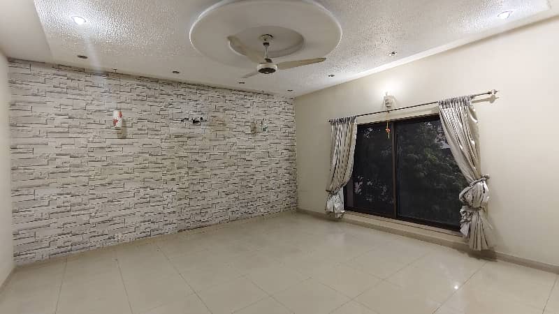 1 Kanal Upper Portion Available For Rent In Sukh Chayn Garden Near Bahria Town Lahore 7