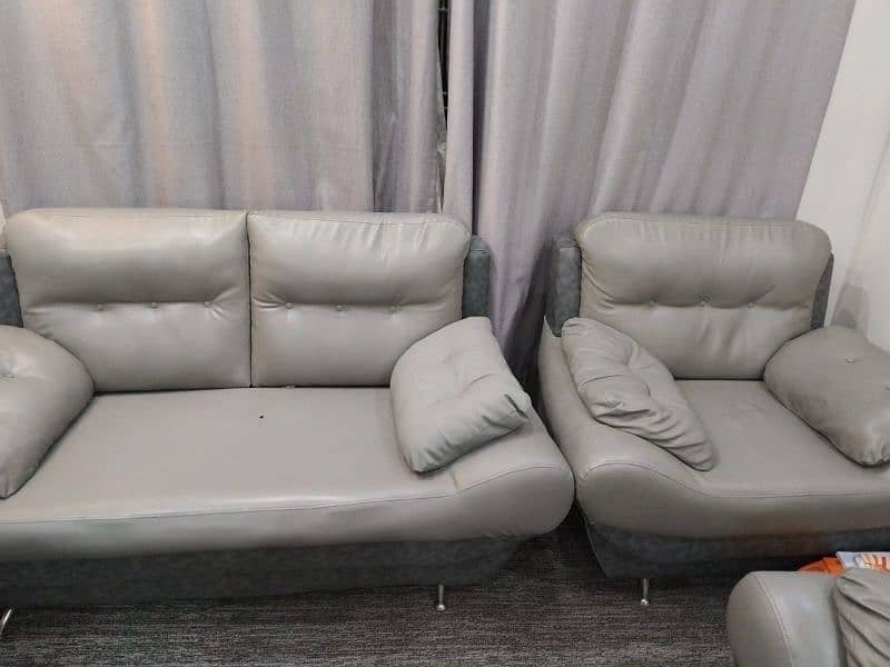 5 Seater Sofa Set available for sale 2