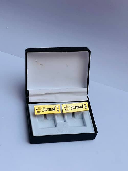 Customize Crown Engraved Name Cufflinks 3